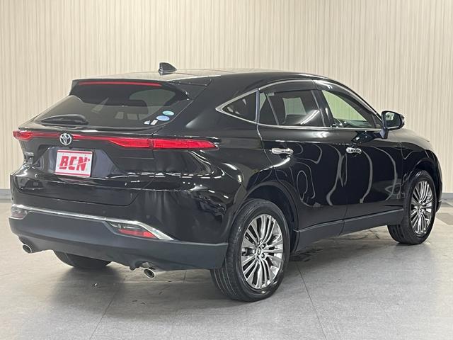 Toyota HARRIER 2021