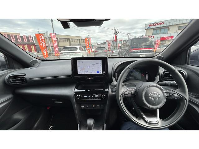 Toyota YARIS CROSS 2024