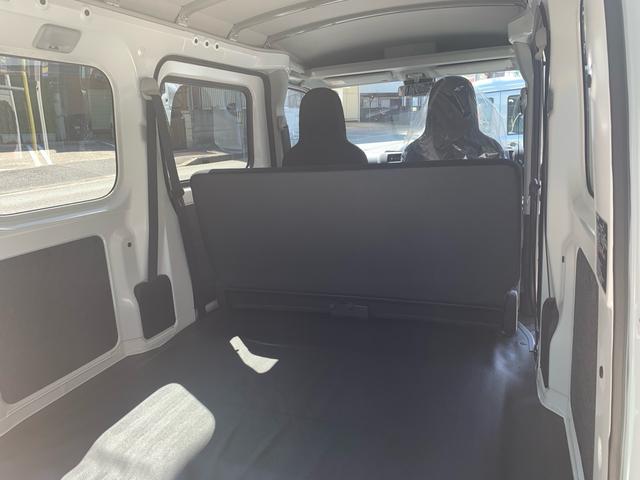 Daihatsu HIJET CARGO 2025