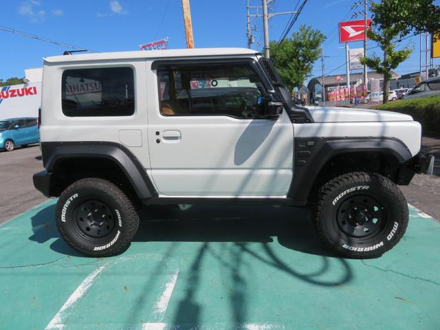 Suzuki JIMNY SIERRA 2023