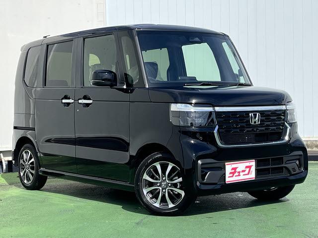 Honda N-BOX CUSTOM 2025