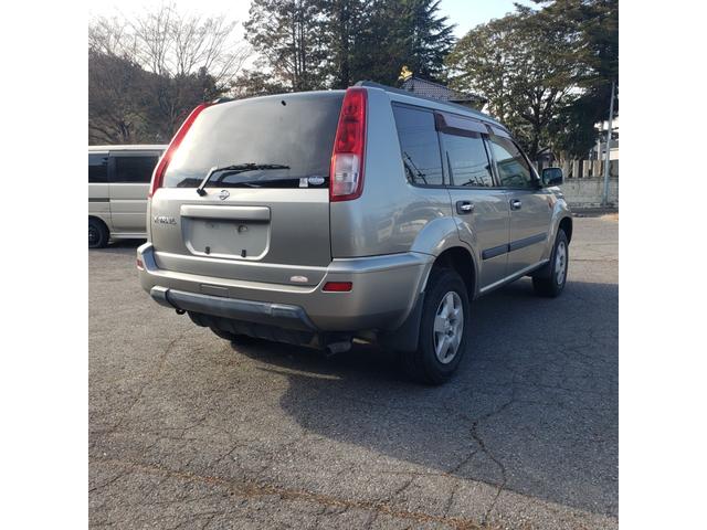 Nissan X-TRAIL 2001