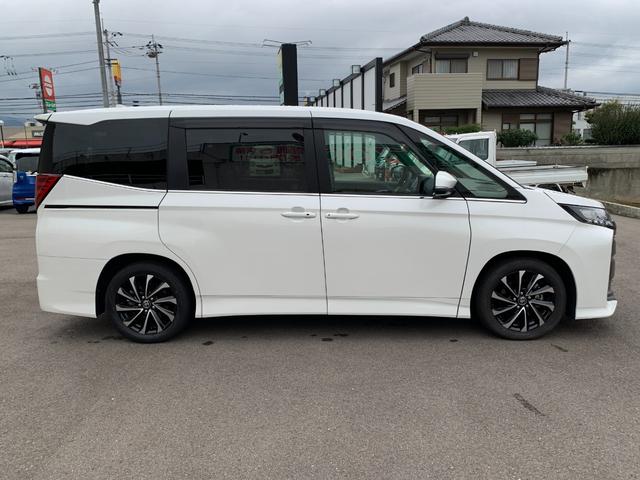 Toyota NOAH 2025