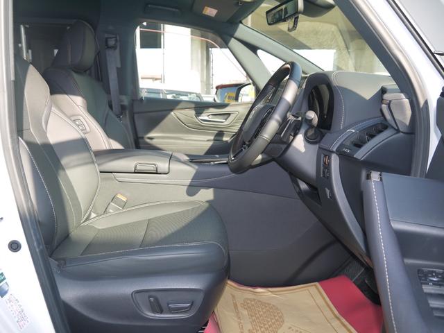 Toyota ALPHARD HYBRID 2024