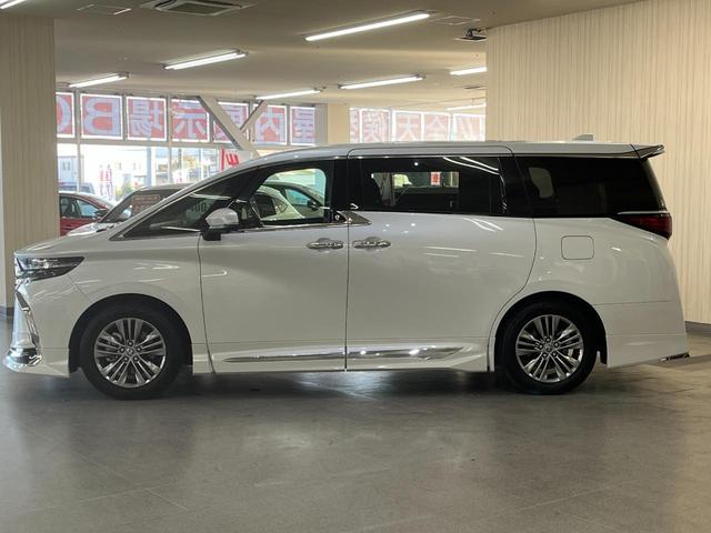 Toyota ALPHARD 2024