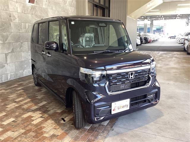 Honda N-BOX CUSTOM 2025