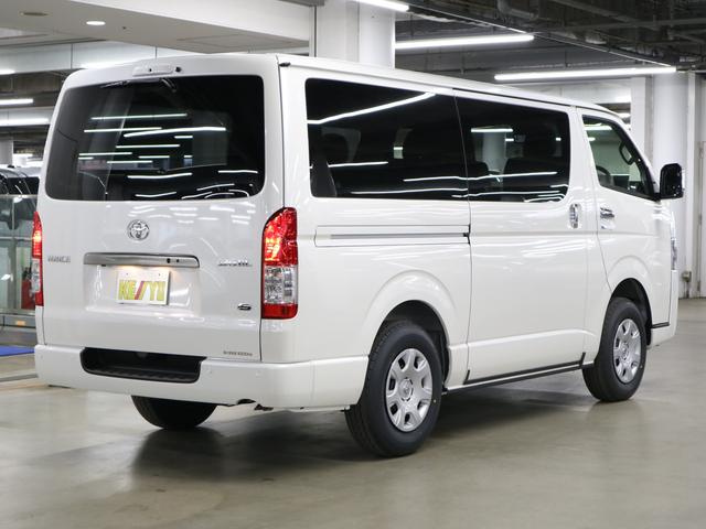 Toyota HIACE VAN 2026