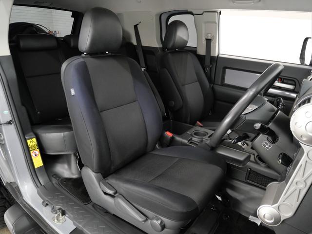 Toyota FJ CRUISER 2014