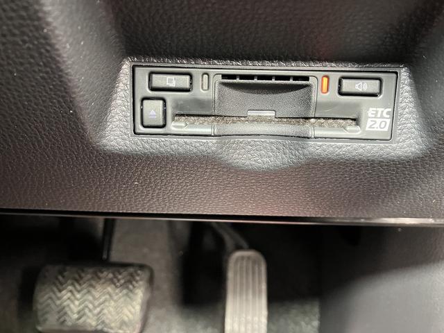 Toyota YARIS CROSS 2025