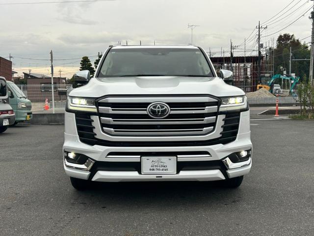 Toyota LAND CRUISER 2023
