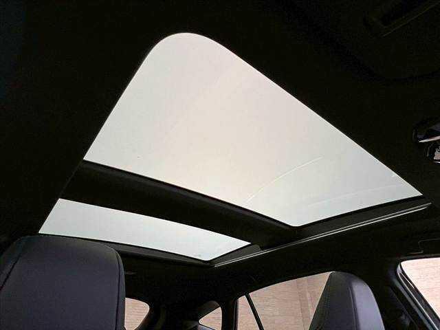 Toyota HARRIER HYBRID 2023