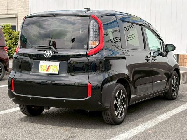 Toyota SIENTA 2024