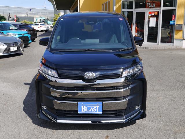 Toyota NOAH 2023