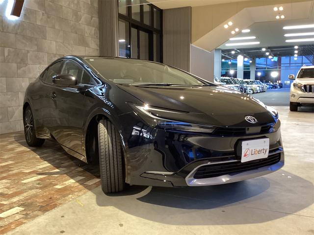 Toyota PRIUS 2025