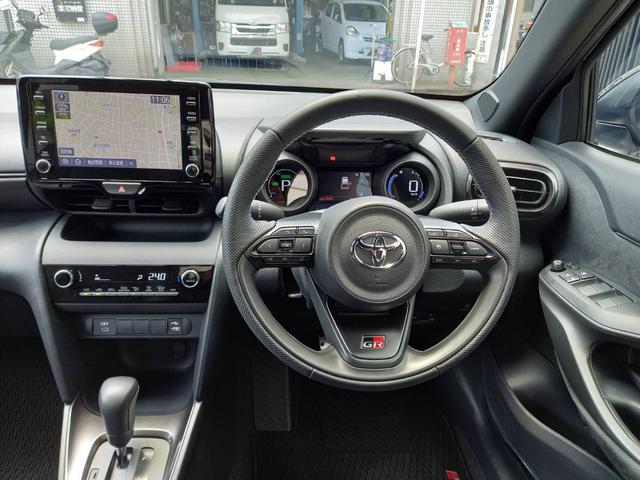 Toyota YARIS CROSS 2023