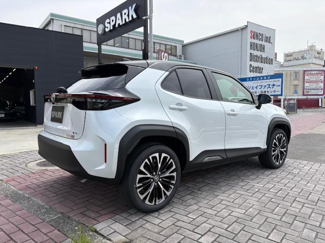 Toyota YARIS CROSS 2026