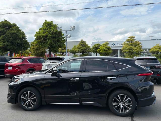Toyota HARRIER 2023
