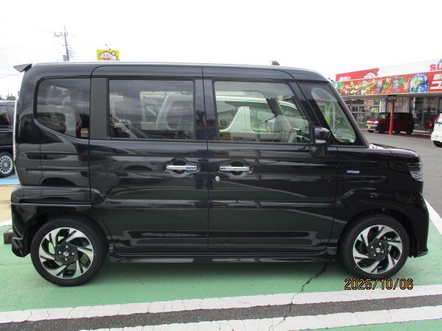 Suzuki SPACIA CUSTOM 2024