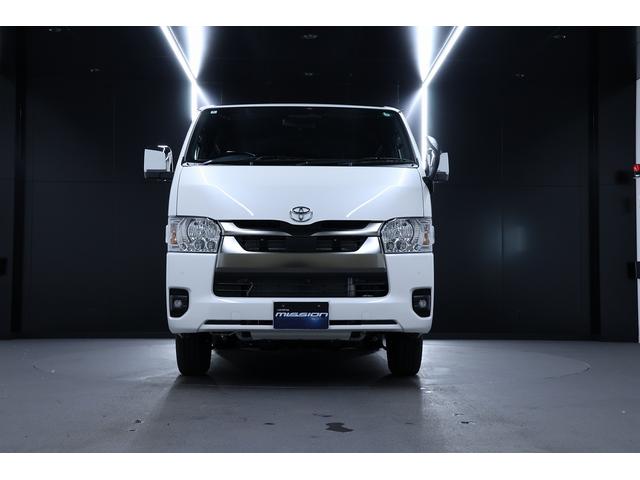 Toyota HIACE VAN 2025