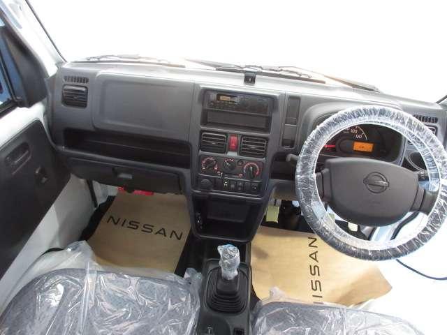 Nissan CLIPPER TRUCK 2025