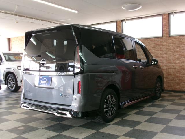 Nissan SERENA 2024
