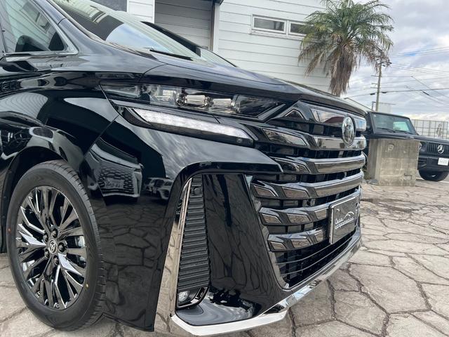 Toyota VELLFIRE 2025