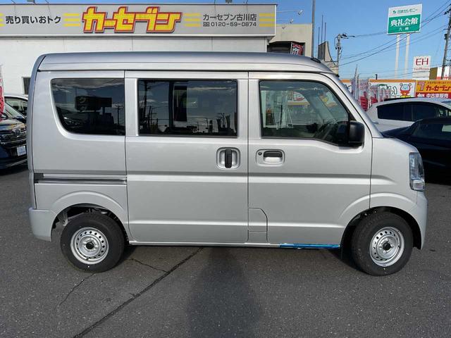 Mitsubishi MINICAB VAN 2025