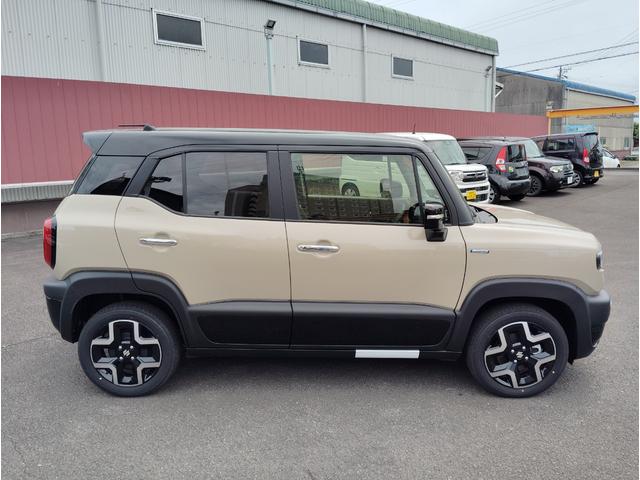 Suzuki XBEE 2025