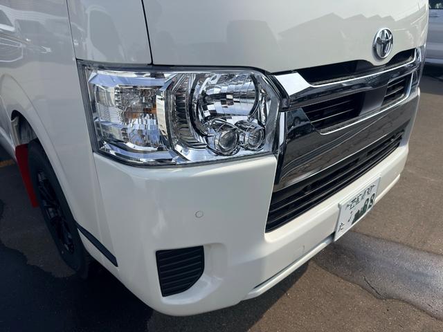 Toyota HIACE VAN 2026