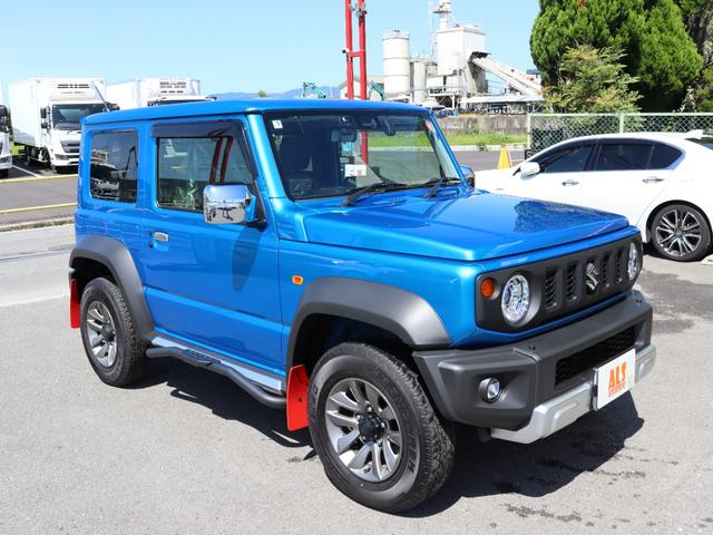Suzuki JIMNY SIERRA 2025