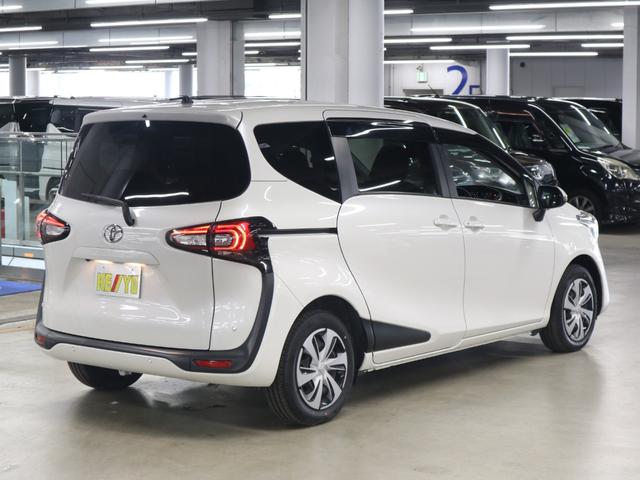 Toyota SIENTA 2019