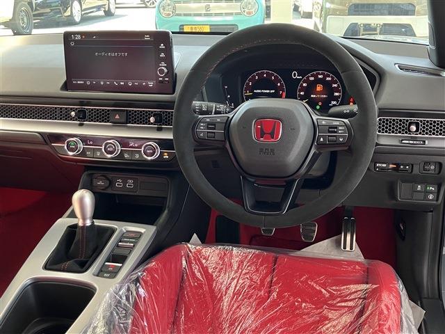 Honda CIVIC 2025