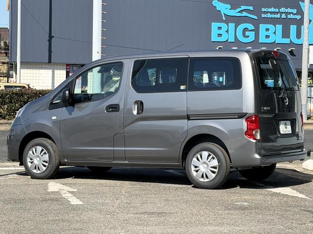 Nissan NV200 VANETTE VAN 2026