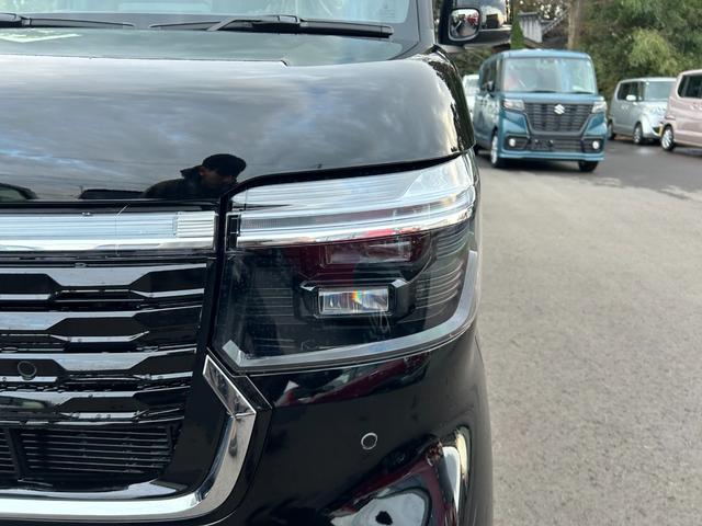 Honda N-BOX CUSTOM 2025