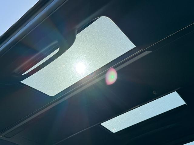 Toyota ALPHARD HYBRID 2026
