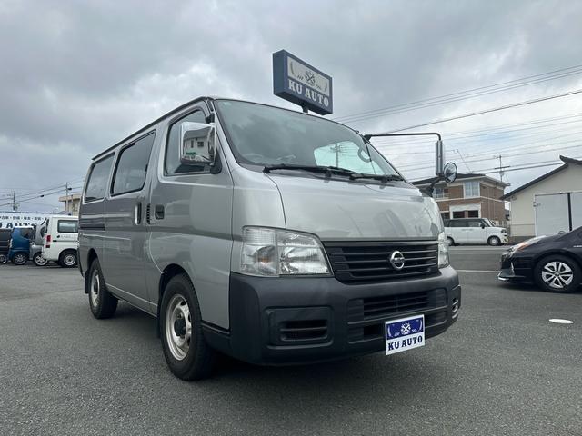 Nissan CARAVAN 2004