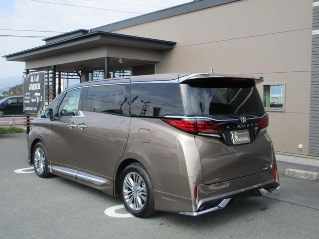 Toyota ALPHARD 2025