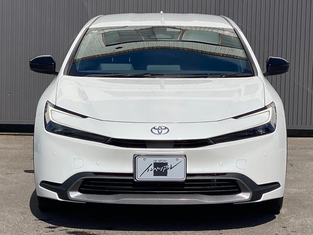 Toyota PRIUS 2024