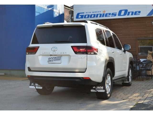 Toyota LAND CRUISER 2023