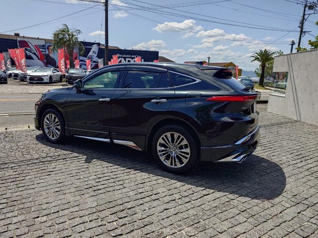 Toyota HARRIER HYBRID 2021