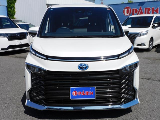 Toyota VOXY 2025