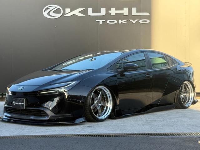 Toyota PRIUS 2023