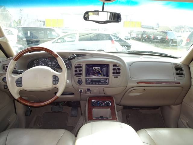 Lincoln LINCOLN NAVIGATOR 2000