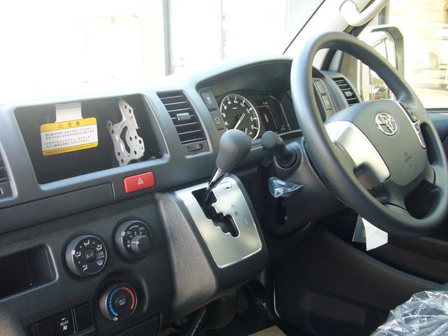 Toyota HIACE VAN 2026