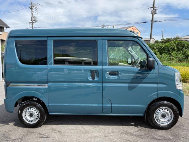 Nissan NV100 Clipper Van 2025