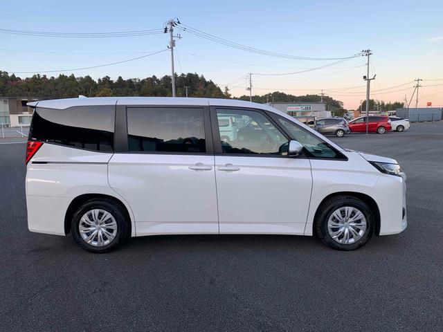 Toyota NOAH 2025