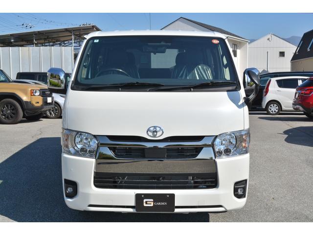 Toyota HIACE VAN 2025