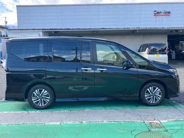 Nissan SERENA 2025