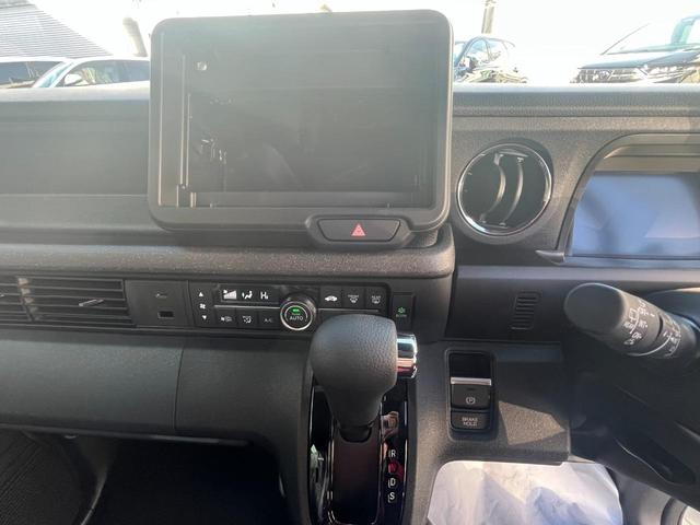 Honda N-BOX CUSTOM 2025