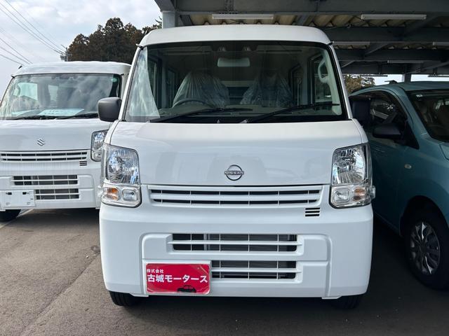 Nissan NV100 Clipper Van 2026